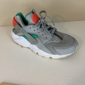 Nike Air Huarache Run South Beach Wolf Gray Size 8.5